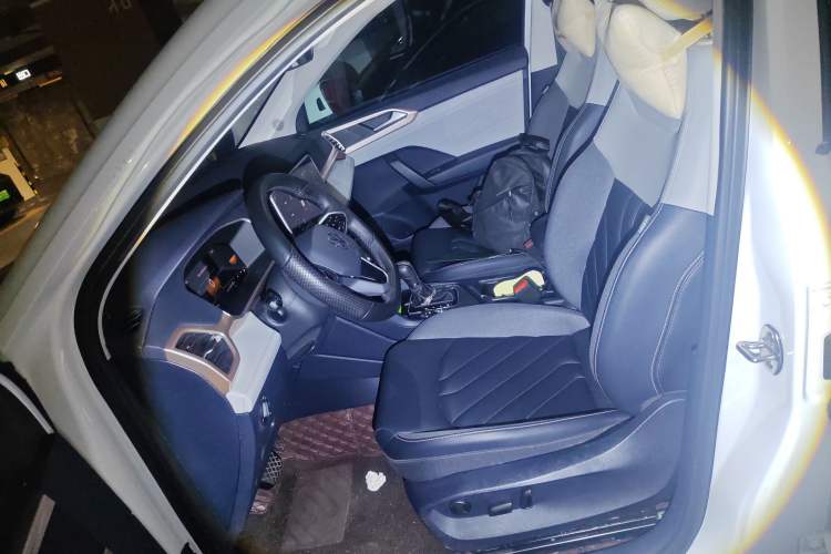 Used Volkswagen Tharu 2023 300TSI Two-Wheel-Drive Moonlight Edition