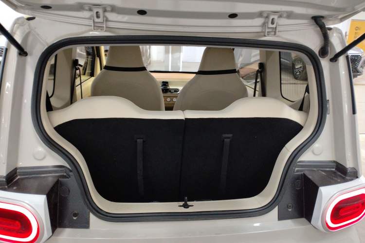 Used Wuling Hongguang MINIEV 2024 3rd Generation 215km Youth Edition
