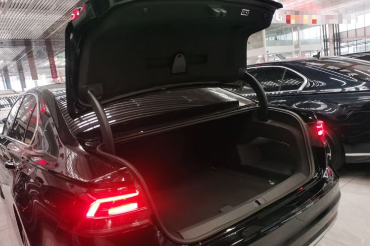 Used Volkswagen Phideon 2016 380TSI Two-Wheel-Drive Supreme Edition