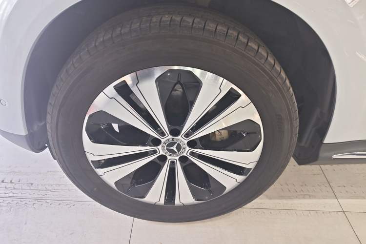 Used Mercedes-Benz EQC 2022-Year Restyled EQC 350 4MATIC
