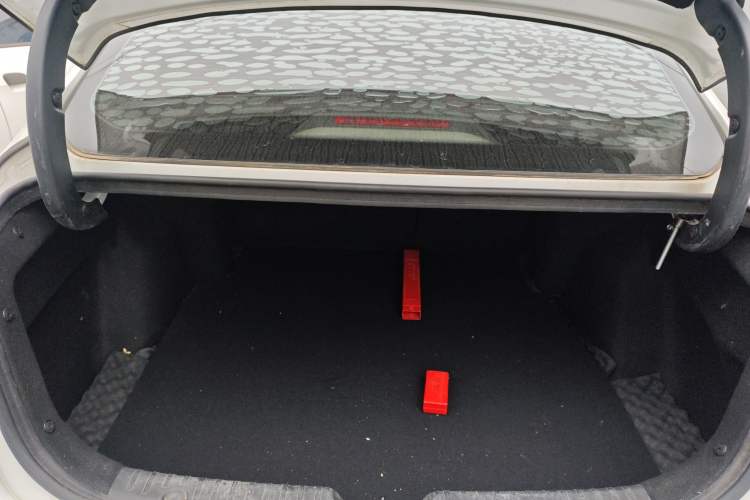 Used CHANGAN Eado 2020 PLUS Blue Whale NE 1.4T GDI DCT Flagship Model Trunk