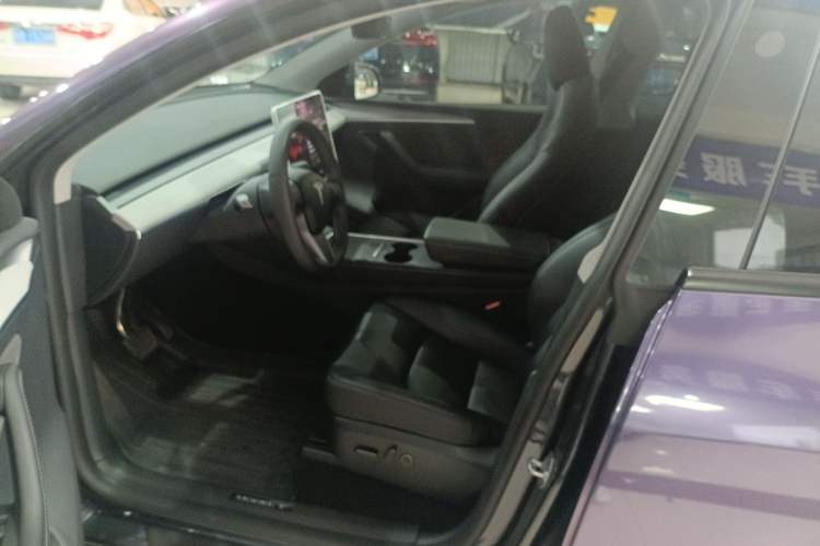 Used Tesla Model Y 2024 Rear-Wheel-Drive Version