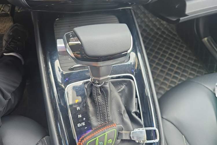 Used Roewe i5 2019 1.5L Automatic 4G Connected Langhao Edition
