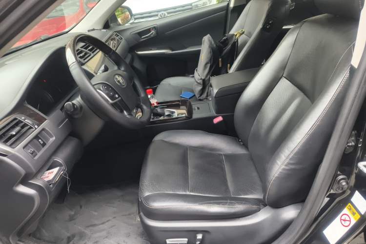 Used Toyota Camry 2016 2.0G 10th Anniversary Leading Edition Left Front Seat