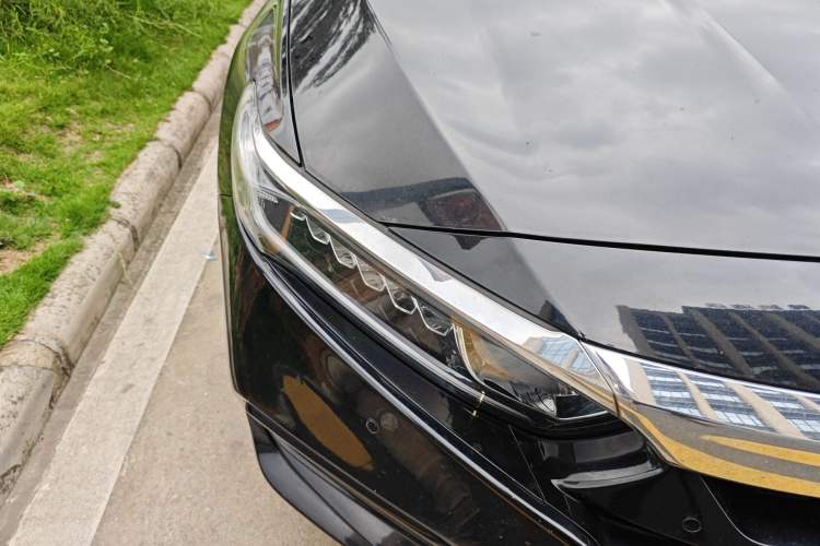 Used Honda Accord 2018 260TURBO Elite Edition China VI Right Front Headlight