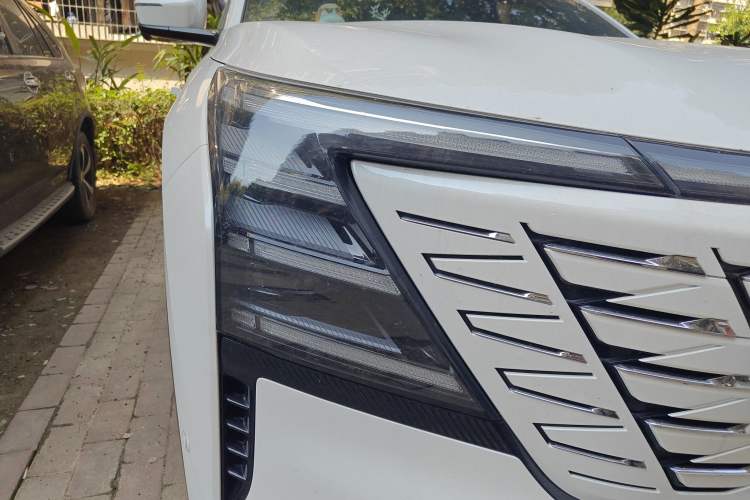 Used Changan CS75 PLUS 2025 4th Generation 1.5T New Blue Whale Smart Flagship Version
