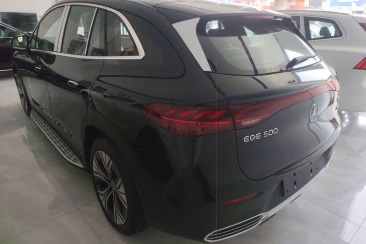 Used Mercedes-Benz EQE SUV 2024 500 4MATIC Luxury Edition Rear Left 45 Deg