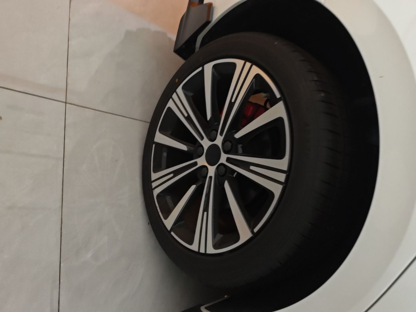 Geely Auto Preface 2025 Dongfang Yao 2.0TD Lanxing Edition — снимка 11