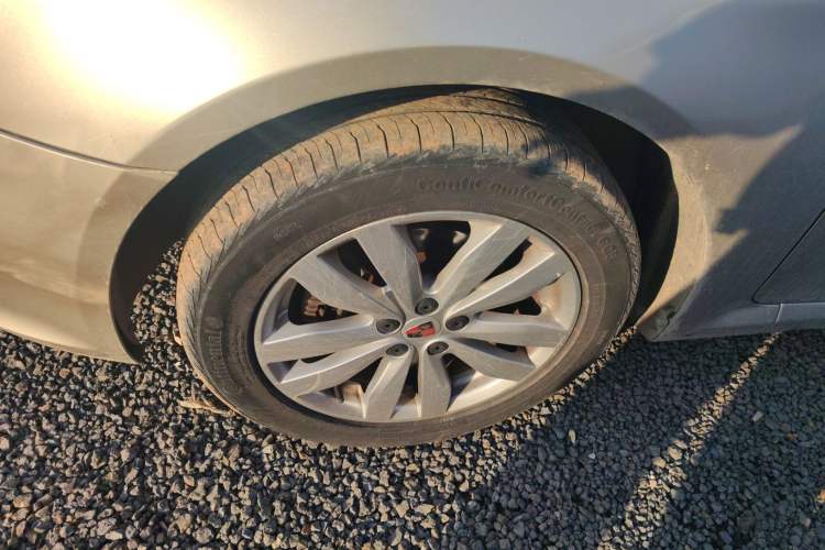 Used Roewe 350 2014 1.5L Automatic Xunyue Version
