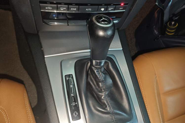 Used Mercedes-Benz E-Class 2011 E 260 CGI Coupe