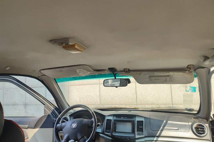 Used Foton Sapporo 2011 2.2L Conqueror Z7