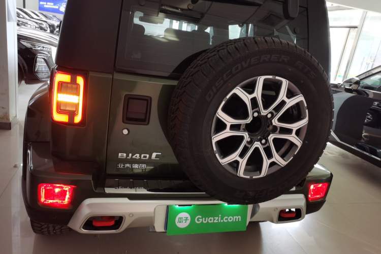 Used BAIC Off-Road BJ40 2023 2.0T Automatic Four-Wheel Drive Urban Hunter Edition Chivalrous Type