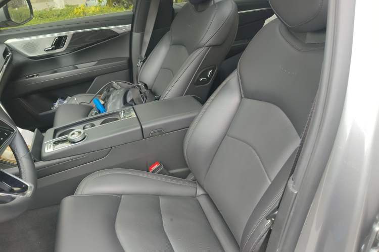 Used Cadillac CT6 2023 28T Luxury Version