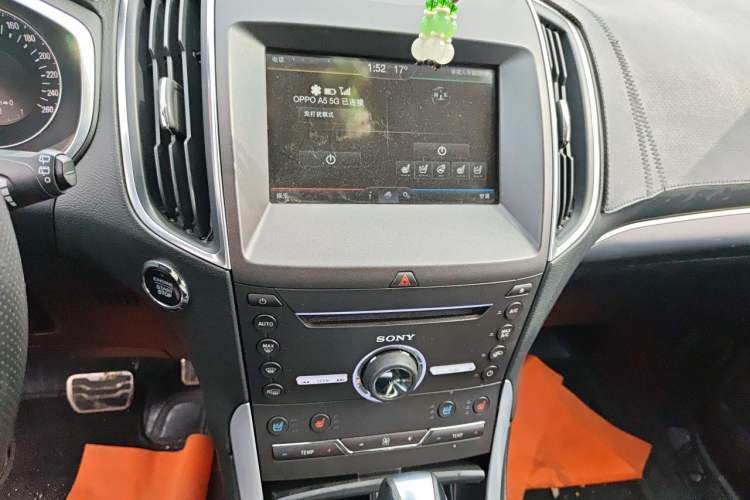 Used Ford Edge 2015 2.0T GTDi Four-Wheel Drive Prestige Model
