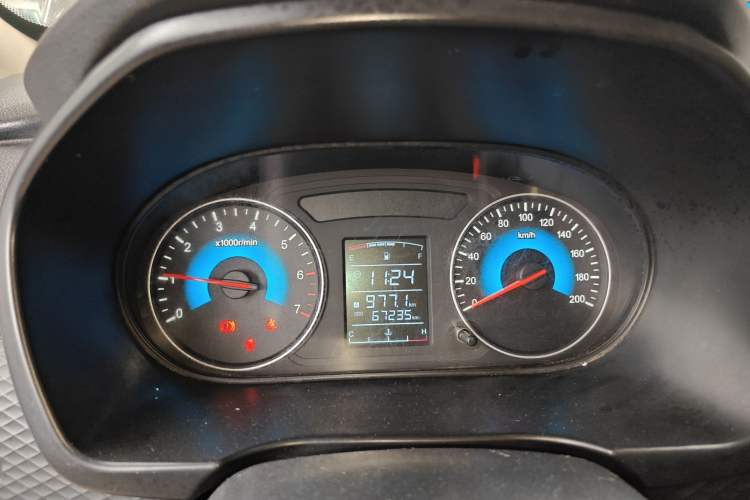 Used Dongfeng Fengon 330 2019 1.5L 330S Manual Comfort Version China VI Standard Instrument Cluster