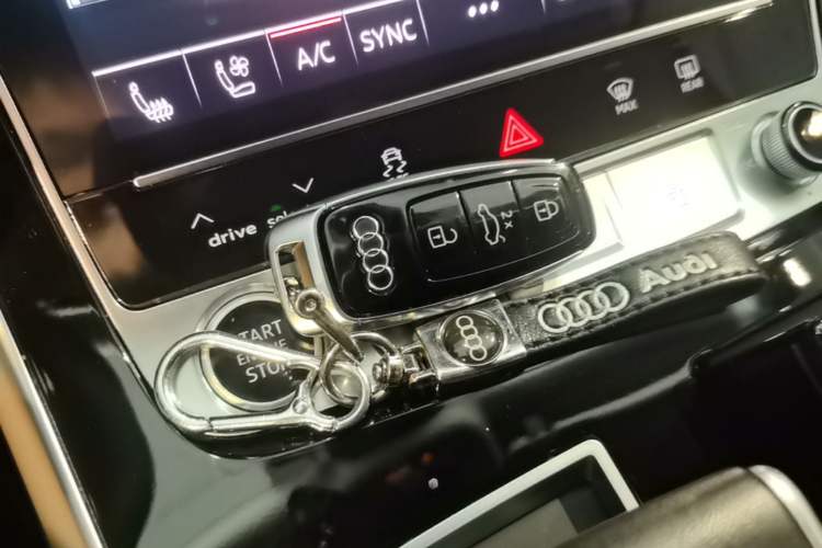 Used Audi Q7 2023 45 TFSI quattro S line Sport model