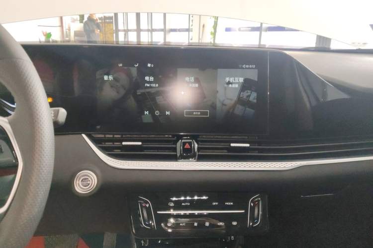 Used Bestune B70 2022 Third Generation 1.5T Automatic Enjoyment Version
