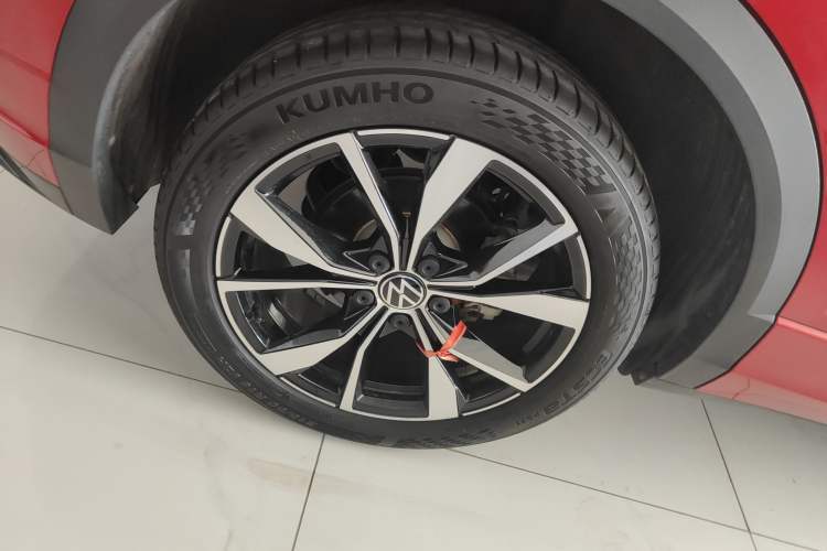 Used Volkswagen T-ROC 2023 300TSI DSG Two-Wheel-Drive Chen Guang Edition