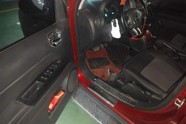 Used Jeep Compass 2013 2.4L four-wheel drive urban version