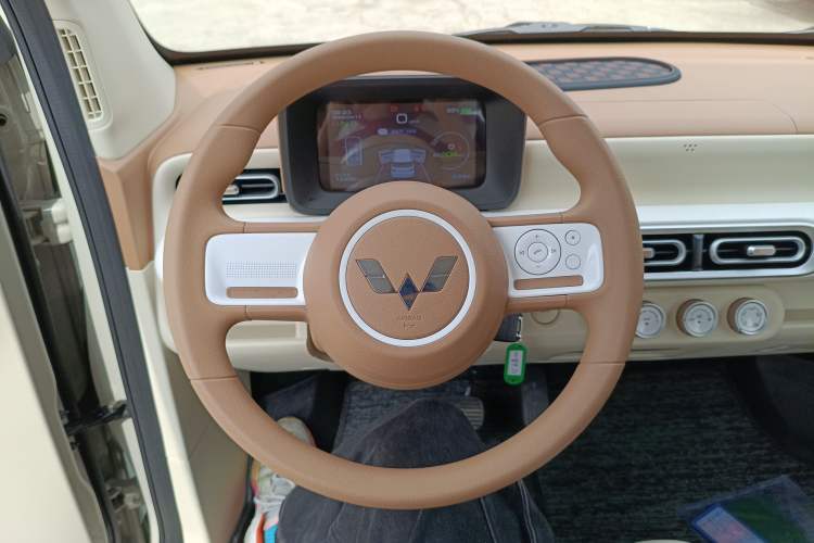 Used Wuling Hongguang MINIEV 2024 3rd Generation 215km Youth Edition Steering Wheel