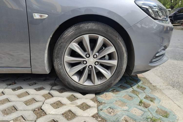 Used Chevrolet Monza 2022 320 Automatic Enjoyment Edition
