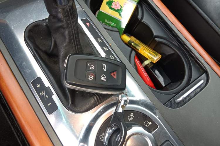 Used Land Rover Range Rover 2012 5.0 NA V8