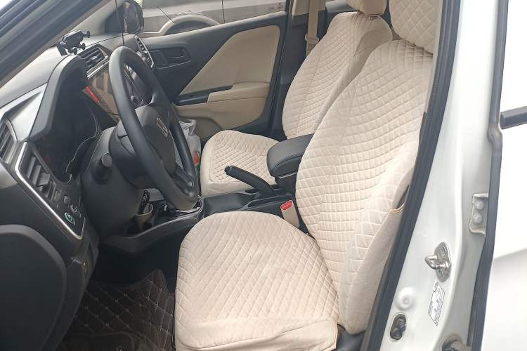 Used Honda Greiz 2016 1.5L CVT Classic Edition Left Front Seat