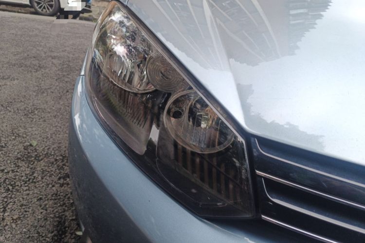 Used Volkswagen Golf 2012 1.6 Manual Comfort Edition Right Front Headlight