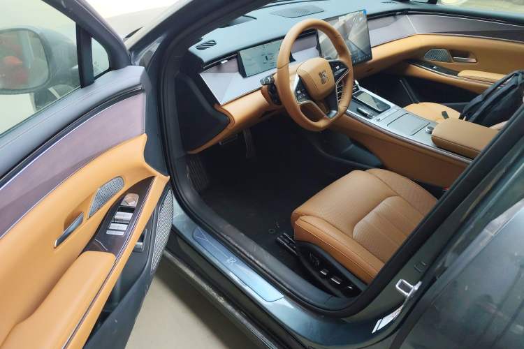 Used BYD Han L 2025 DM-p Four-Wheel-Drive LiDAR Flagship Model
