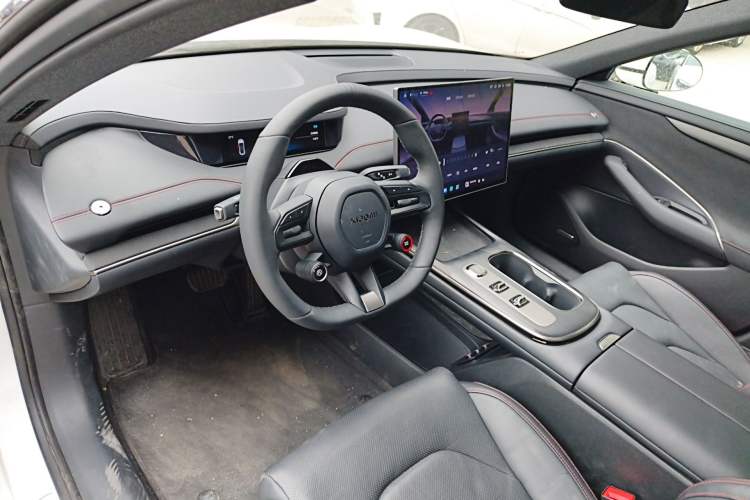 Used Xiaomi Auto SU7 2024 Rear-Drive Long-Range Intelligent Driving Version Center Console