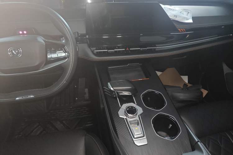 Used CHANGAN UNI-K iDD 2022 Blue Whale iDD 130km 1.5T Prestige Model