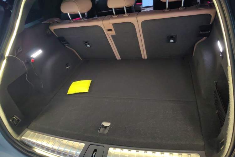 Used Nio ES6 2024 75 kWh Trunk