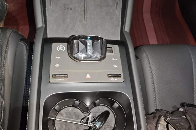 Used BYD Qin L 2025 DM-i Smart Drive 120KM Superior Model
