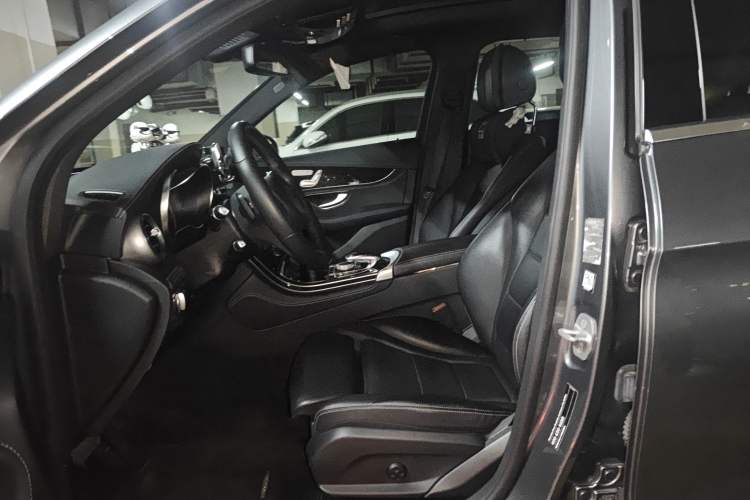 Used Mercedes-Benz GLC 2016 GLC 260 4MATIC Dynamic Edition