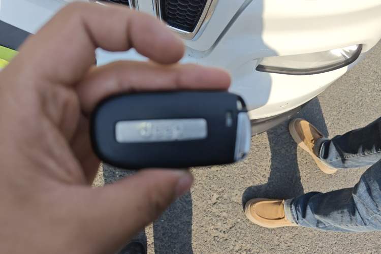 Used Jeep Cherokee 2016 2.4L Professional Edition