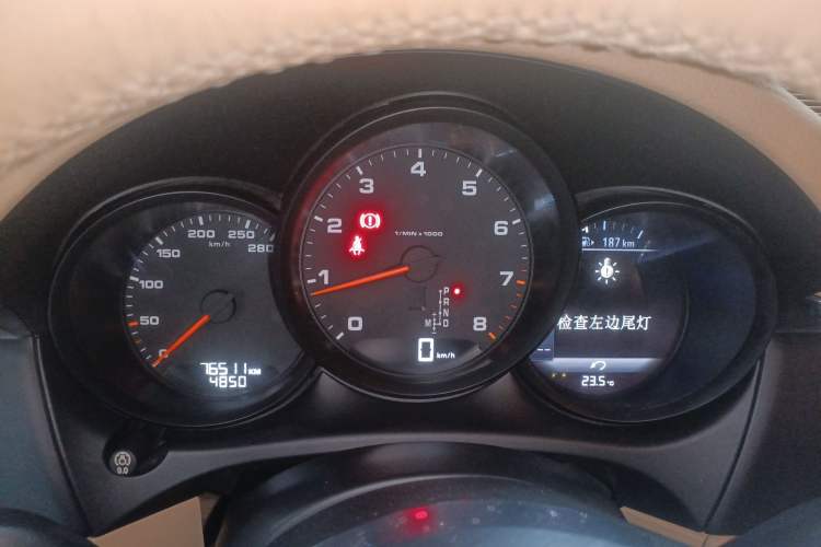 Used Porsche Macan 2017 Macan 2.0T Instrument Cluster