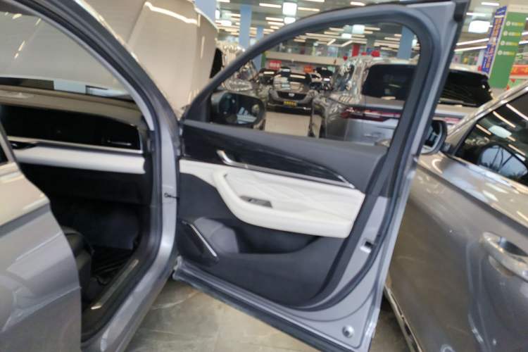 Used Geely Auto Monjaro L 2023 2.0TD High-Power Automatic Two-Wheel Drive Flagship Version