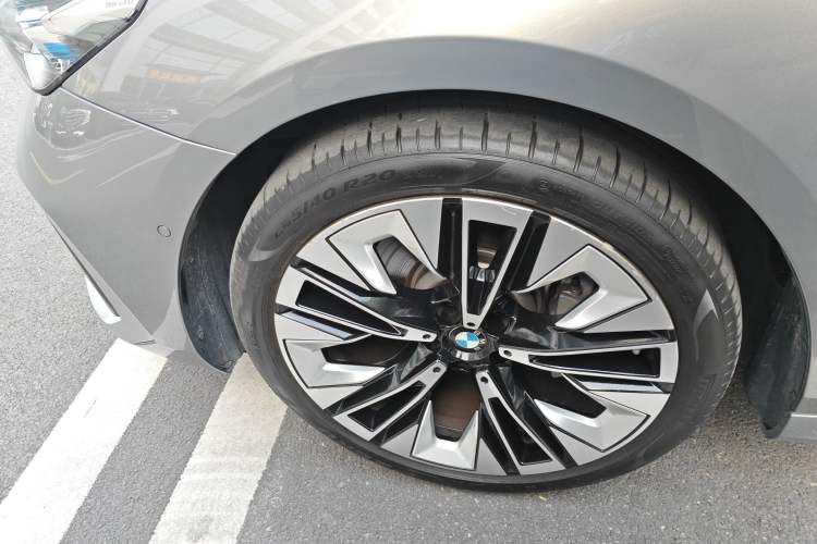 Used BMW 5 Series 2024 530Li Luxury Package Premium Edition