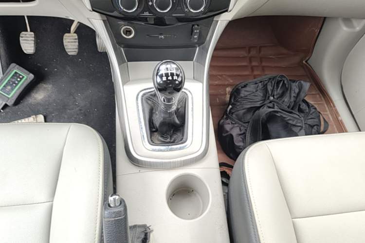 Used FORTHING S500 2016 1.6L Manual Luxury Edition
