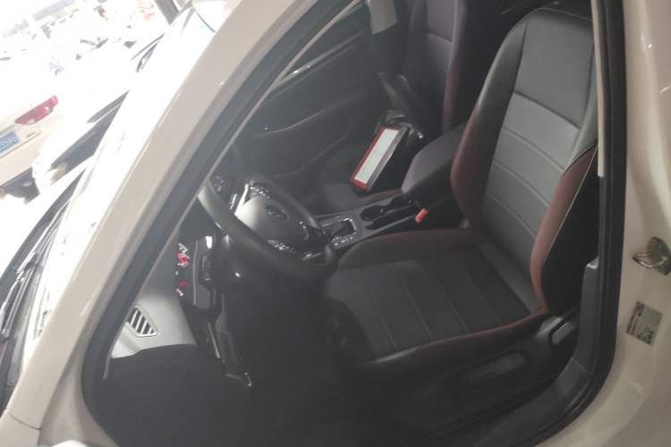 Used Volkswagen Bora 2021 280TSI DSG Elite Smart Connectivity Version Left Front Seat