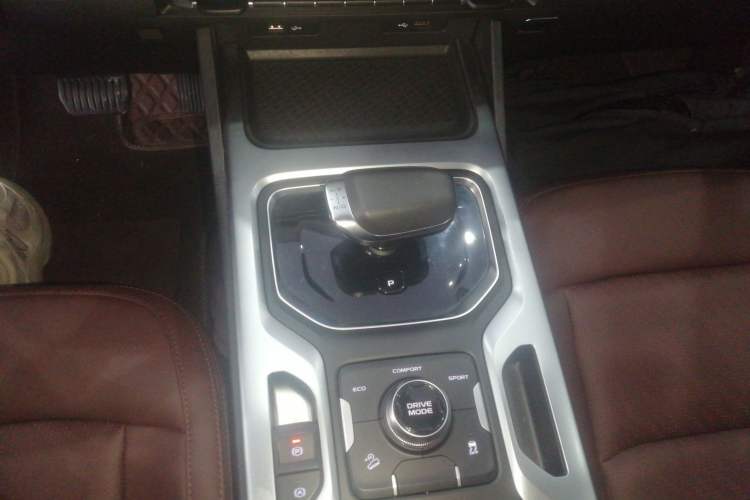 Used Geely Auto Haoyue 2022 1.8TD DCT Luxury 7-Seater