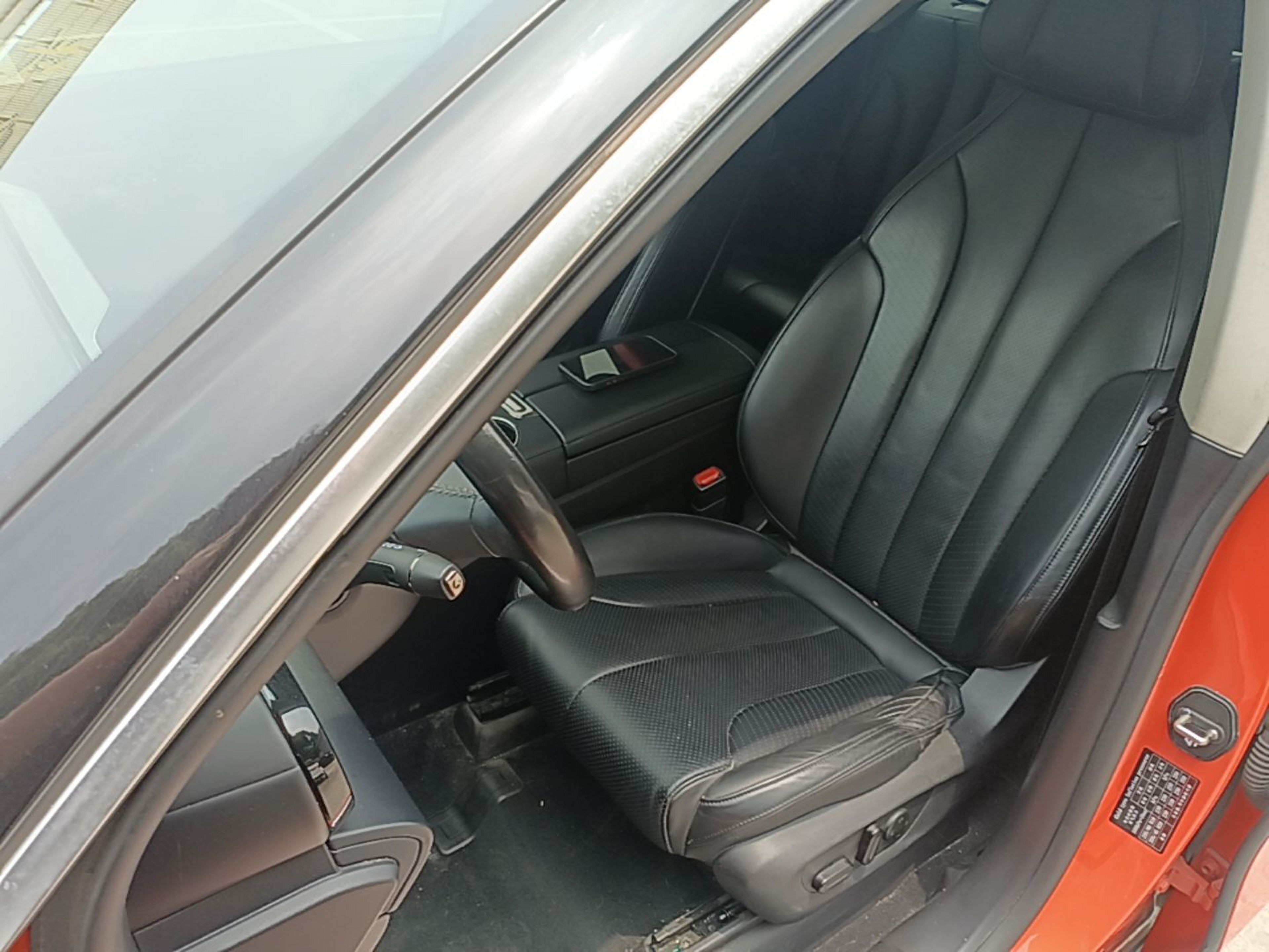 Interior delantero
