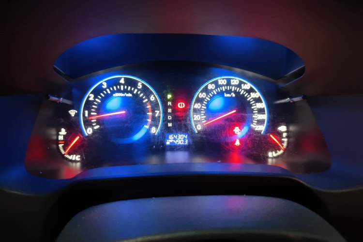 Used Mazda 8 2013 2.5L Elite Edition Instrument Cluster