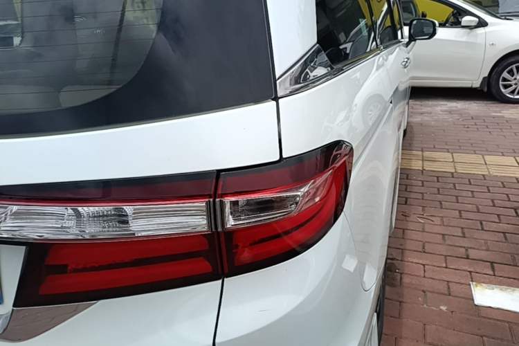 Used Honda Odyssey 2017 2.4L Luxury Edition
