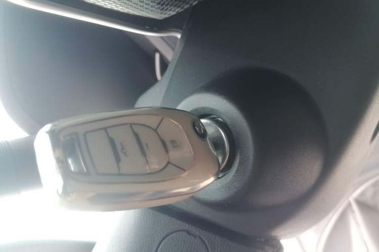 Used Chevrolet Cavalier 2020 325T Automatic Enjoyment Edition Vehicle Key