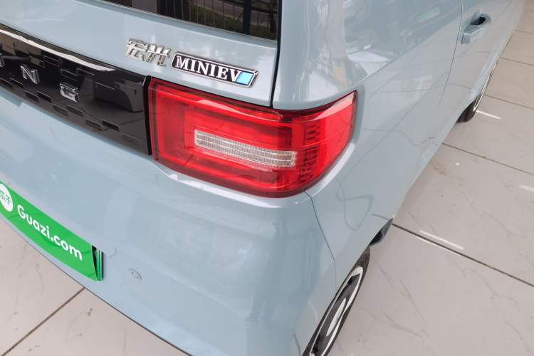 Used Wuling Hongguang MINIEV 2022 Easy Version Lithium Iron Phosphate Right Rear Taillight