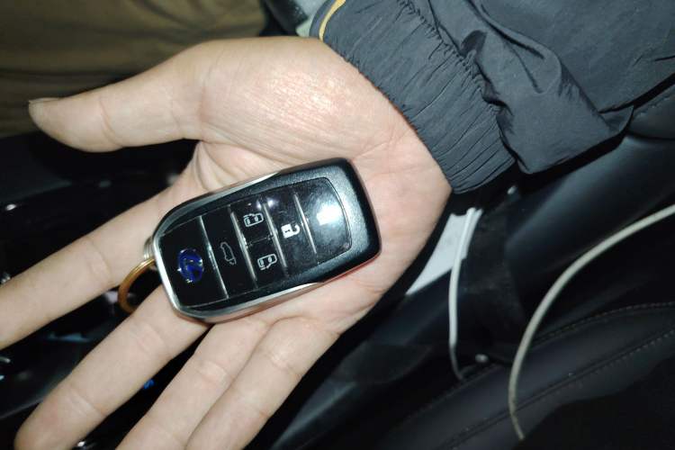 Used Lexus LM 2020 300h Four-Seat Grand Edition
