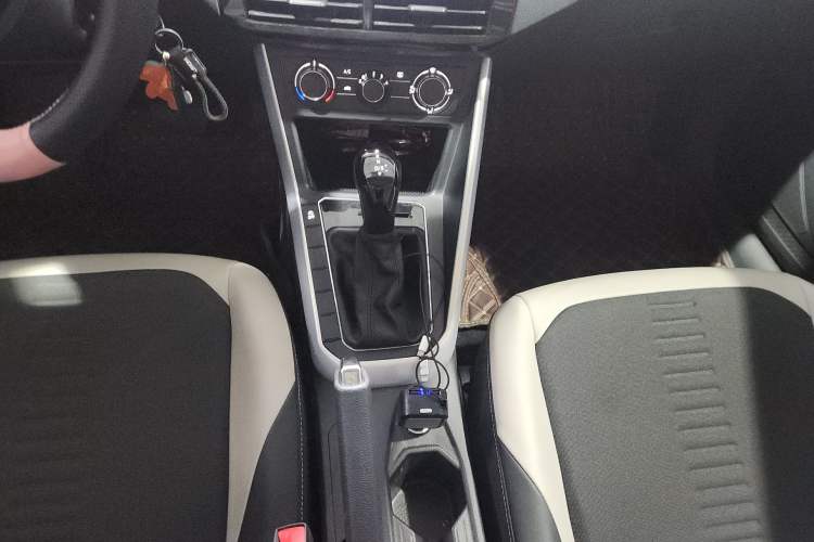 Used Volkswagen Polo 2019 Plus 1.5L Automatic Colorful Technology Edition Gear Lever