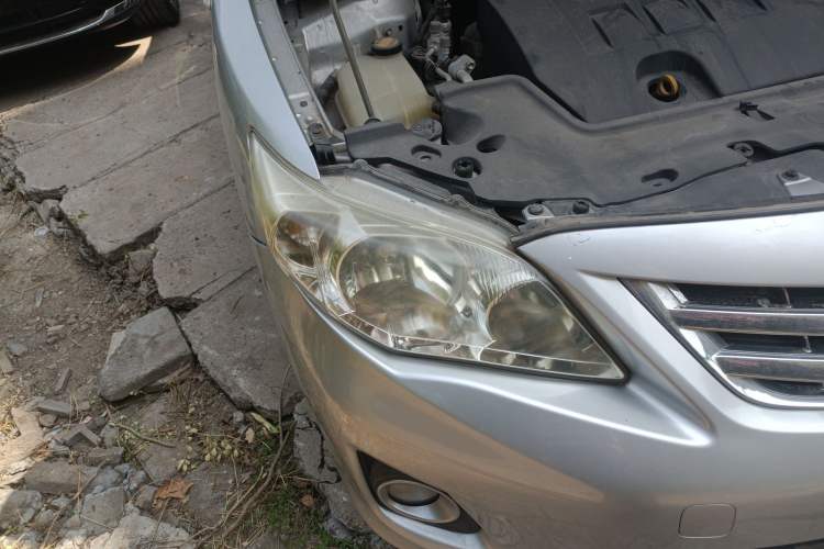 Used Toyota Corolla 2011 1.6L Manual GL Right Front Headlight