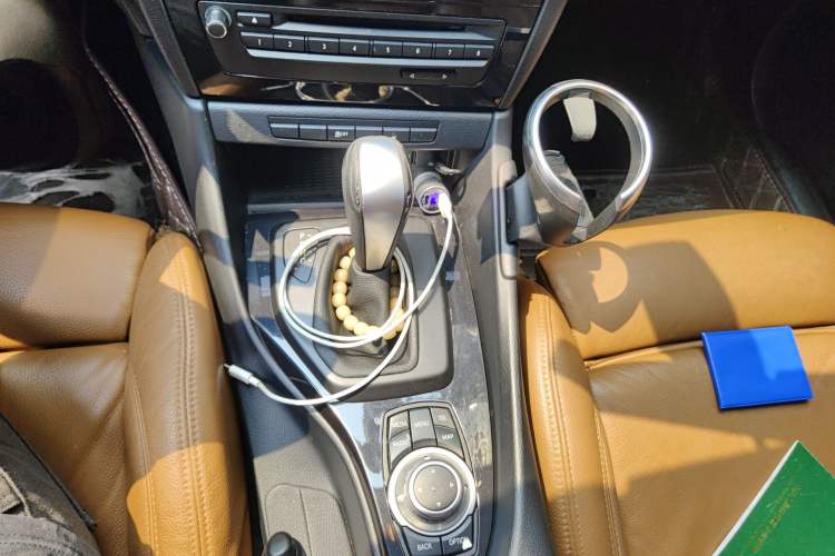 Used BMW X1 2013 sDrive18i Sport Design Package Gear Lever